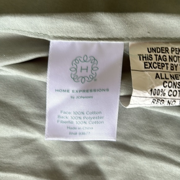 2 Extra Large Quilted Square Pillow Sham Cotton Sage Green home essentials pair - Picture 12 of 15